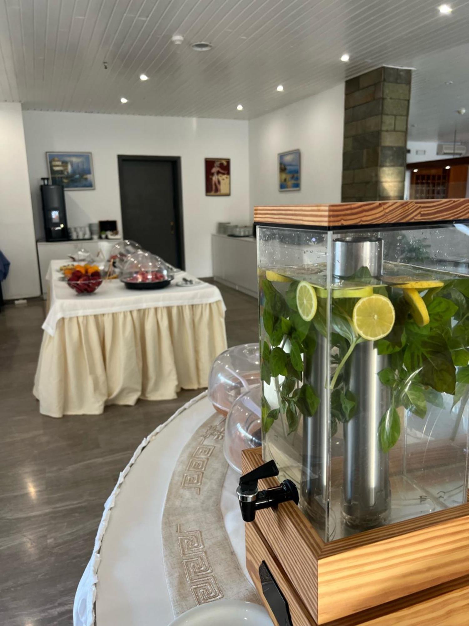 Gorgona Hotel Amoudara  Ngoại thất bức ảnh